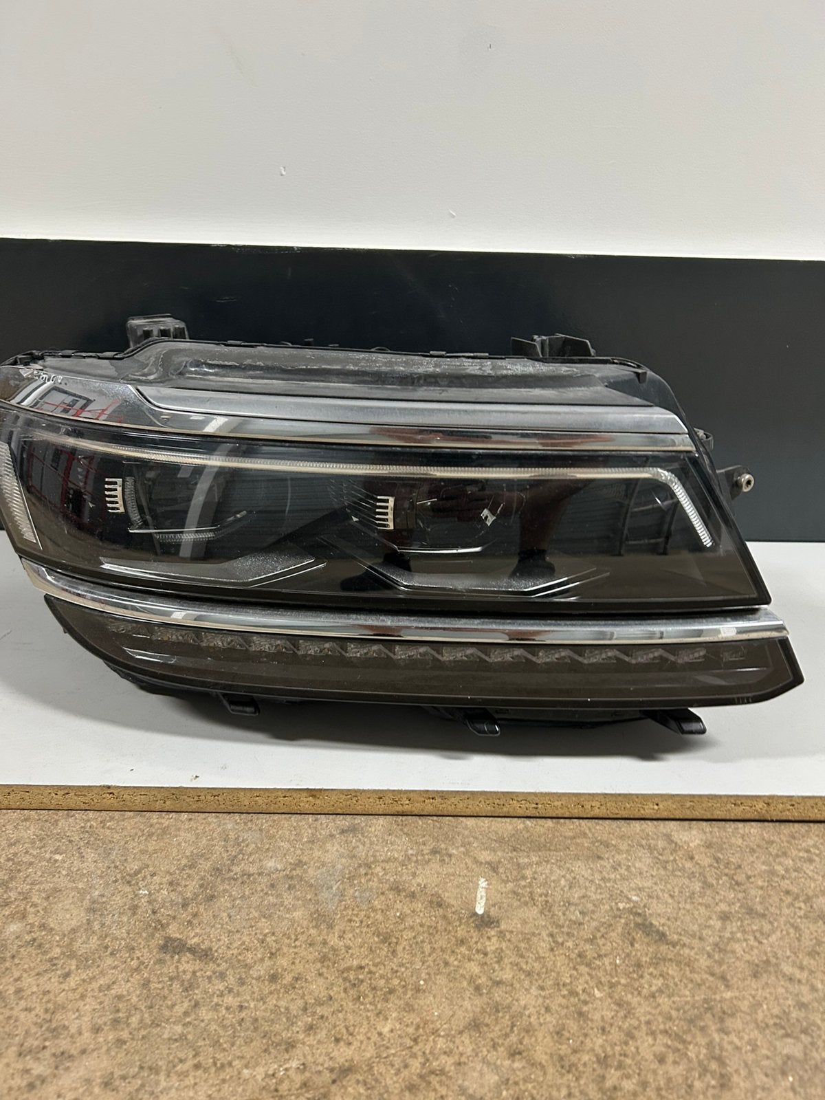 Koplamp Volkswagen Tiguan 2016- AD/BW Rechts Vol LED, Ophalen of Verzenden, Gebruikt, Volkswagen