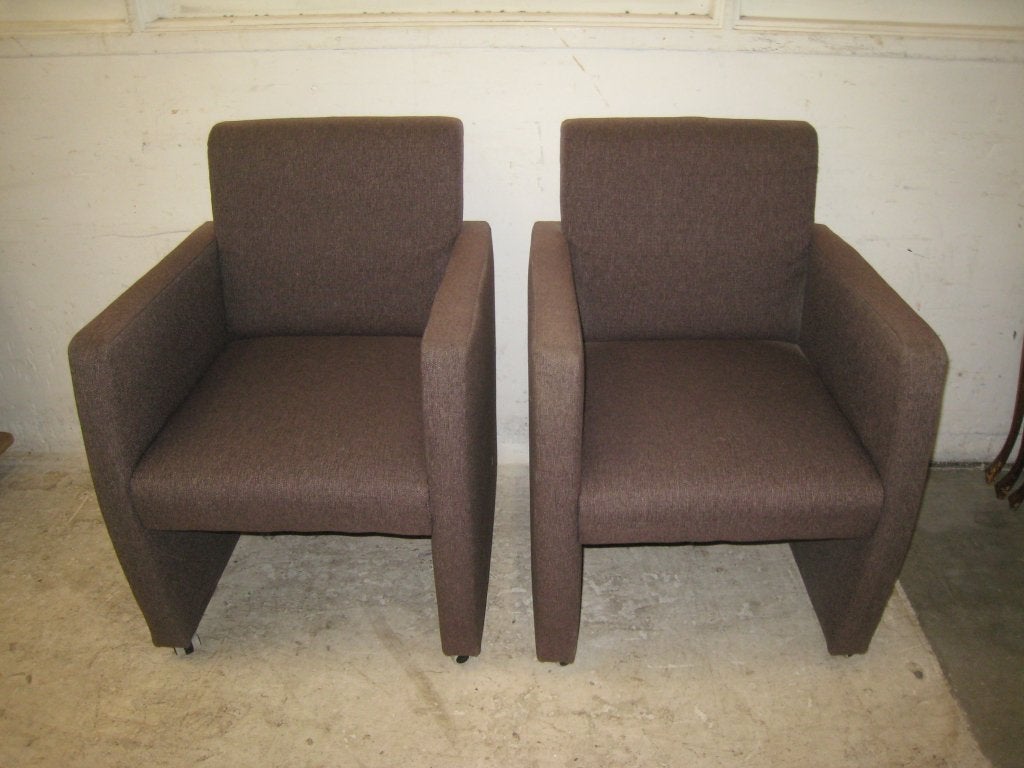Twee bruine stoffen eetkamerstoelen, Niet ingevuld, Gebruikt, Niet ingevuld, Niet ingevuld