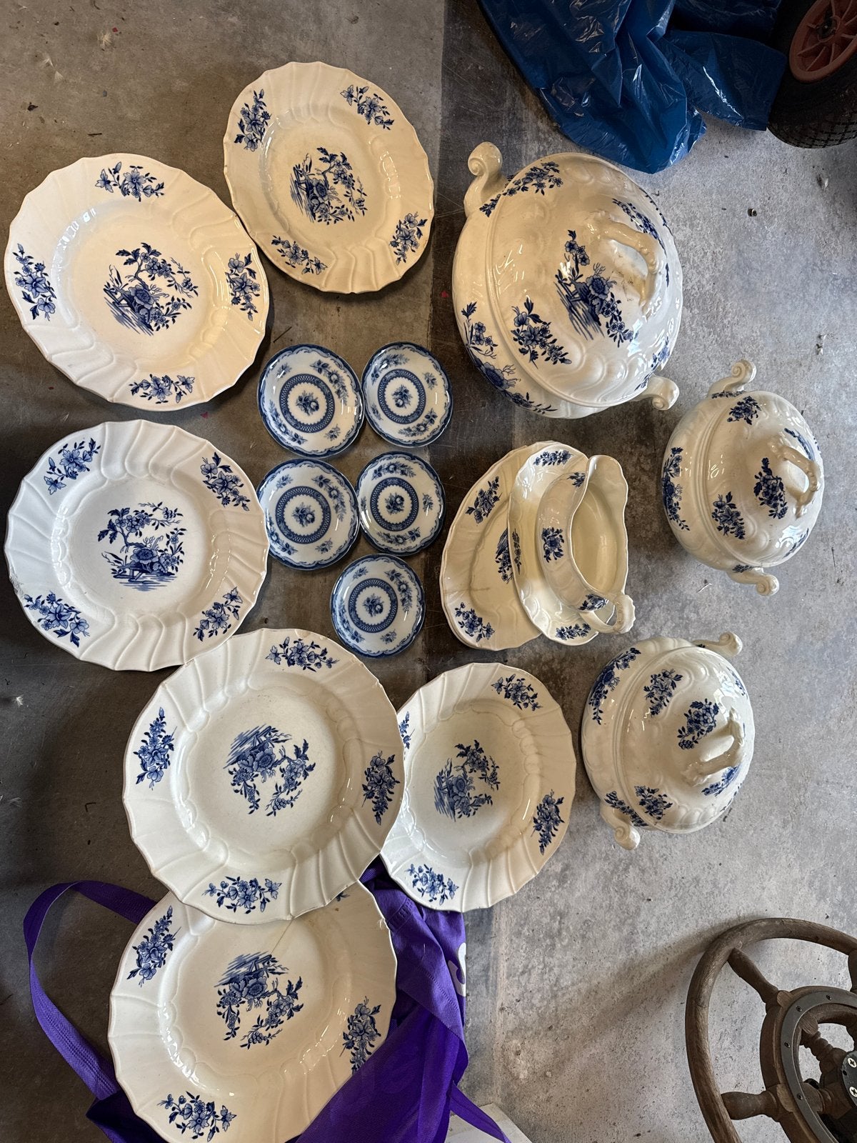 Vintage Wit en Blauw Servies Set, Antiek en Kunst, Ophalen