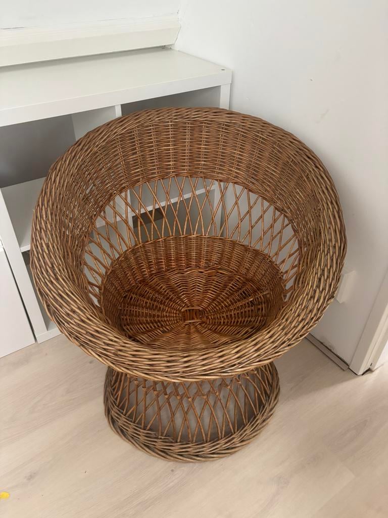 Vintage rotan stoel, Huis en Inrichting, Stoelen, Ophalen, Bruin, Riet of Rotan, Zo goed als nieuw