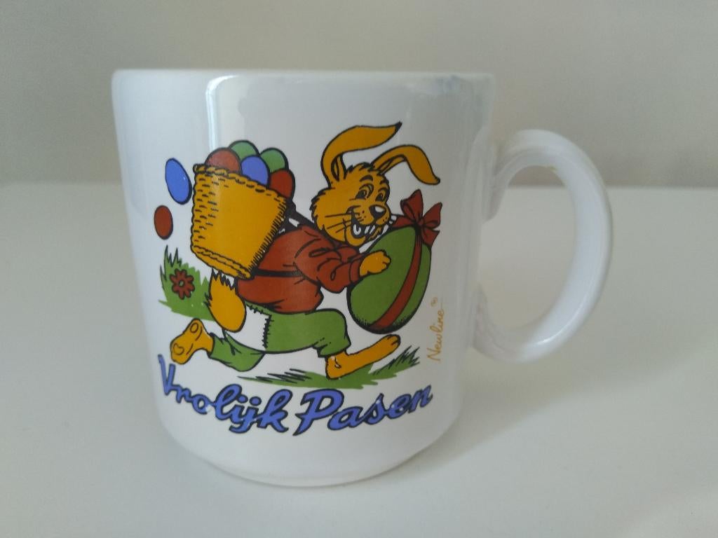 vintage beker Vrolijk Pasen made in England, Ophalen of Verzenden, Zo goed als nieuw