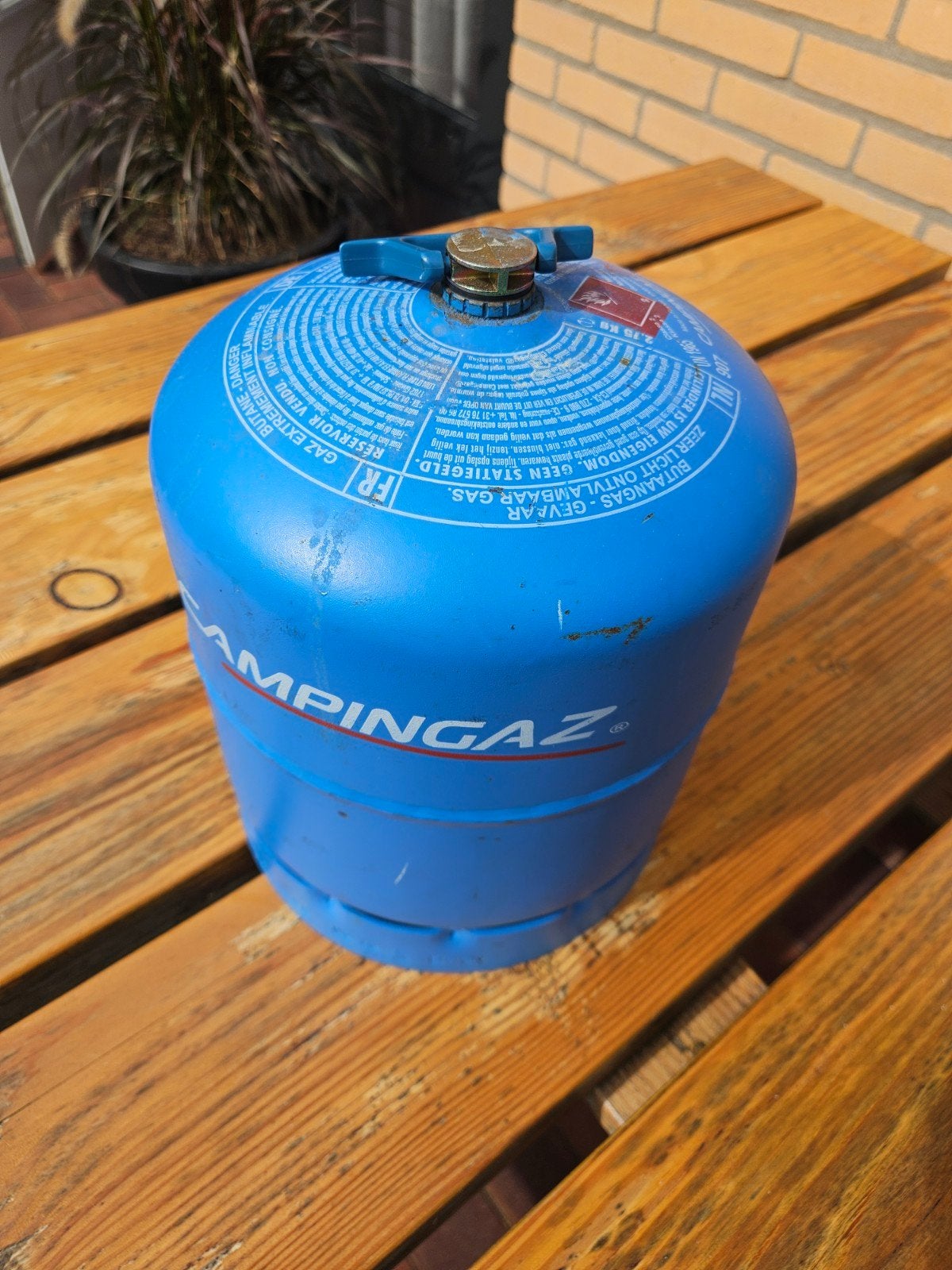 Campingaz gasfles 907 (4 gekookt met deze vulling), Caravans en Kamperen, Kampeeraccessoires, Ophalen, Zo goed als nieuw