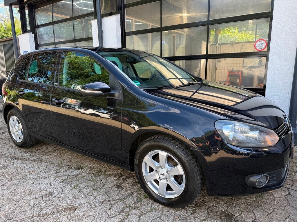 Volkswagen GOLF 1.2 TSI Trendline BlueMotion, Voorwielaandrijving, Euro 5, Stof, Gebruikt