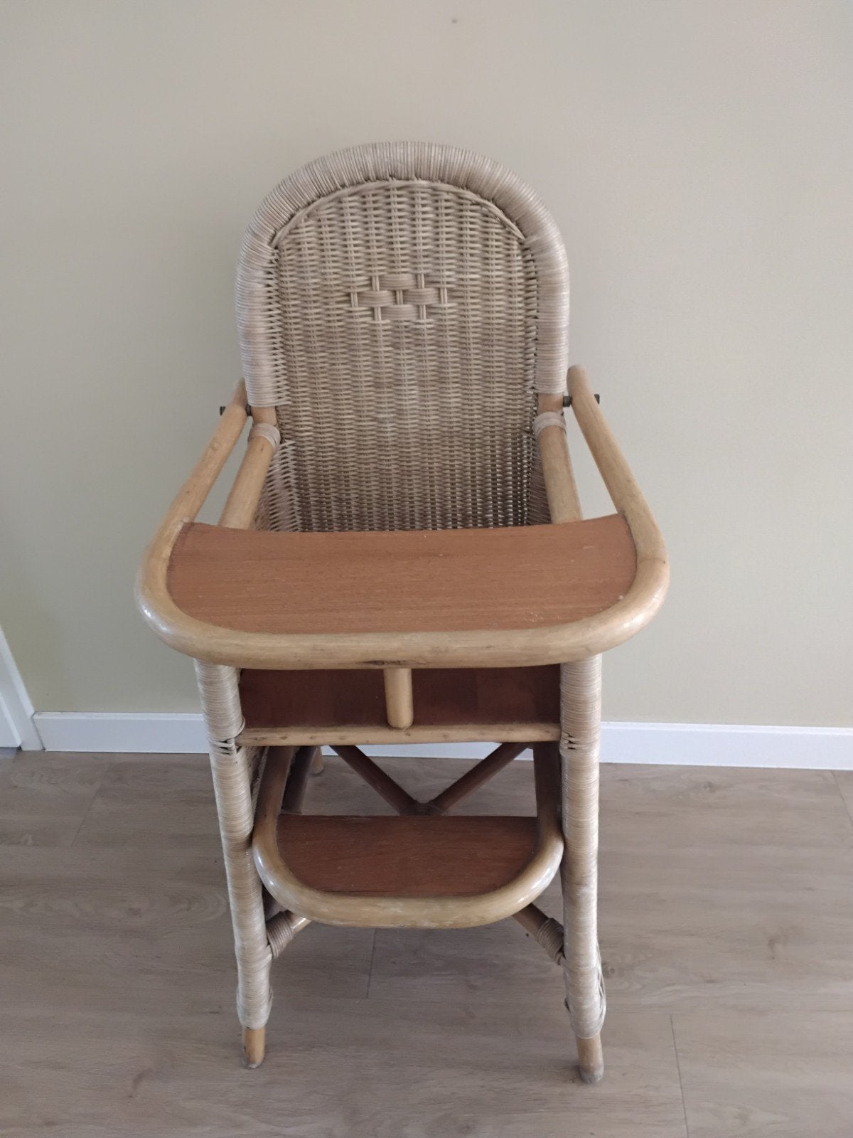 Vintage rieten kinderstoel, Kinderen en Baby's, Kinderstoelen, Ophalen, Gebruikt, Overige typen