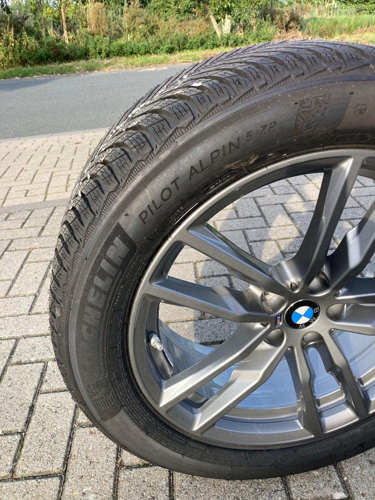 Mooie 19 inch BMW 698M velgen met winterbanden voor X3, X4, Ophalen