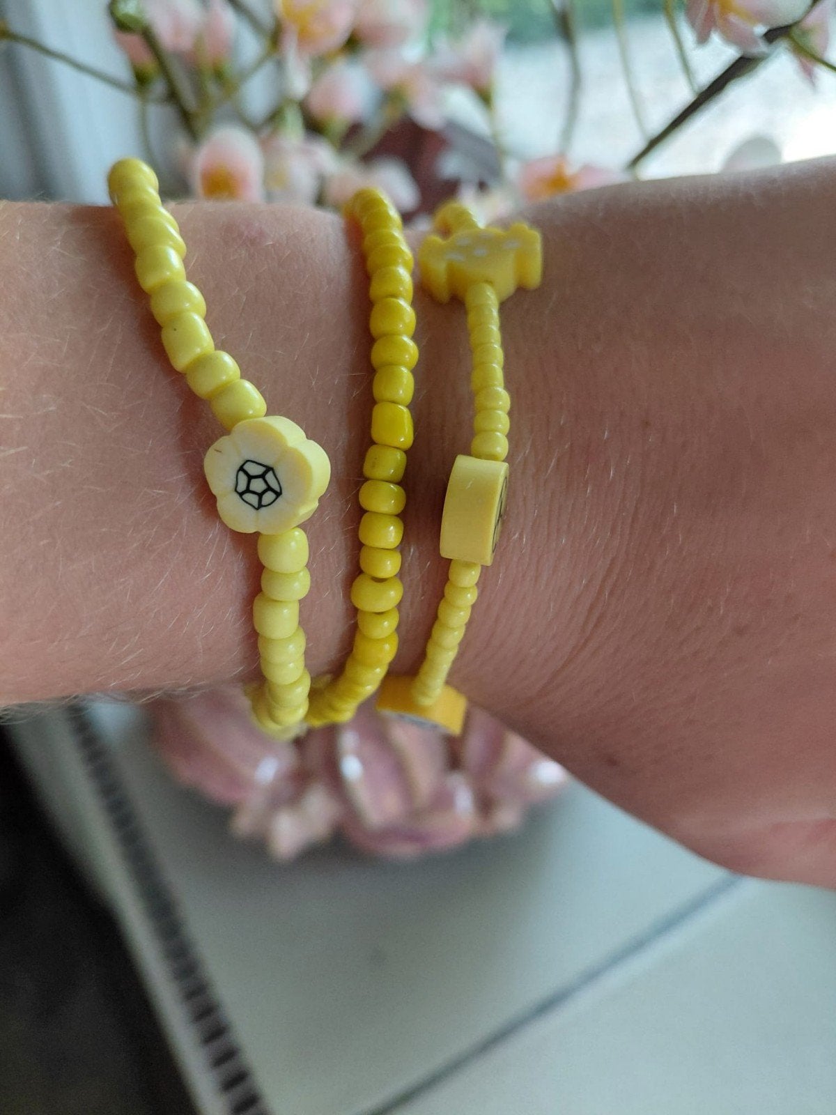 3 Gele Armbandjes voor Kinderen, Sieraden, Tassen en Uiterlijk, Kindersieraden, Ophalen of Verzenden, Nieuw, Geel, Armband