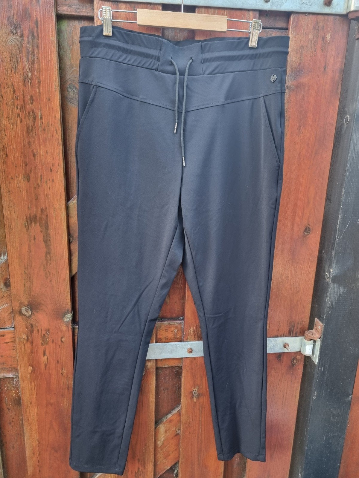 zoso travelstof broek maat Xl, Zwart, Maat 46/48 (XL) of groter, Ophalen of Verzenden, Zo goed als nieuw