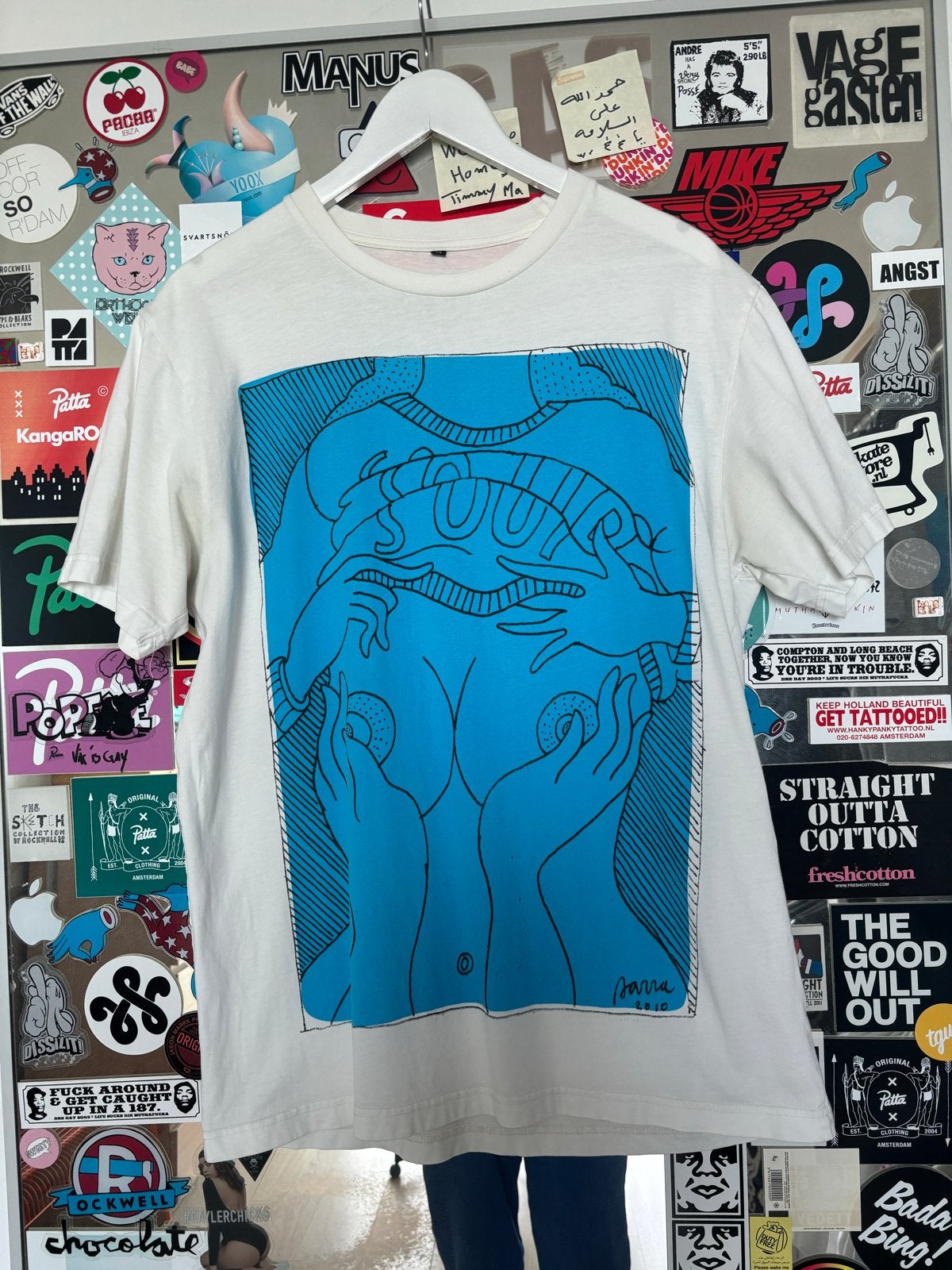 Parra “tit soup” tee (2010), Ophalen of Verzenden, Gedragen, Maat 48/50 (M), Wit