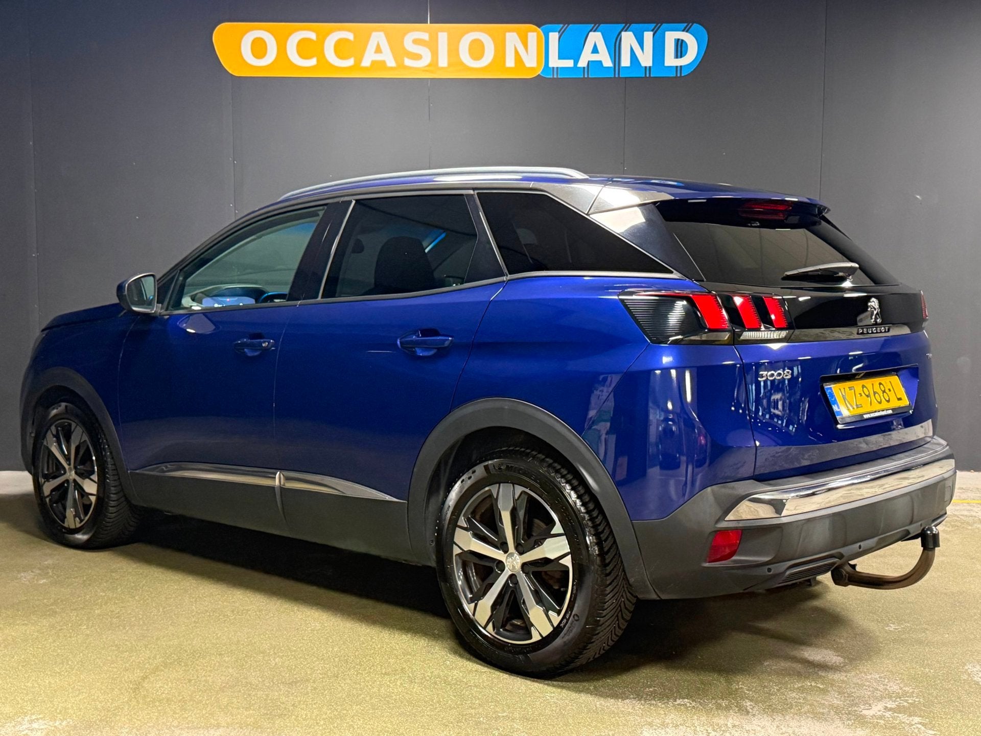 Peugeot 3008 1.2 PureTech AGC Allure|TREKHAAK|SFEER|KEYLESS|, Auto's, Voorwielaandrijving, Gebruikt, 1199 cc, Blauw