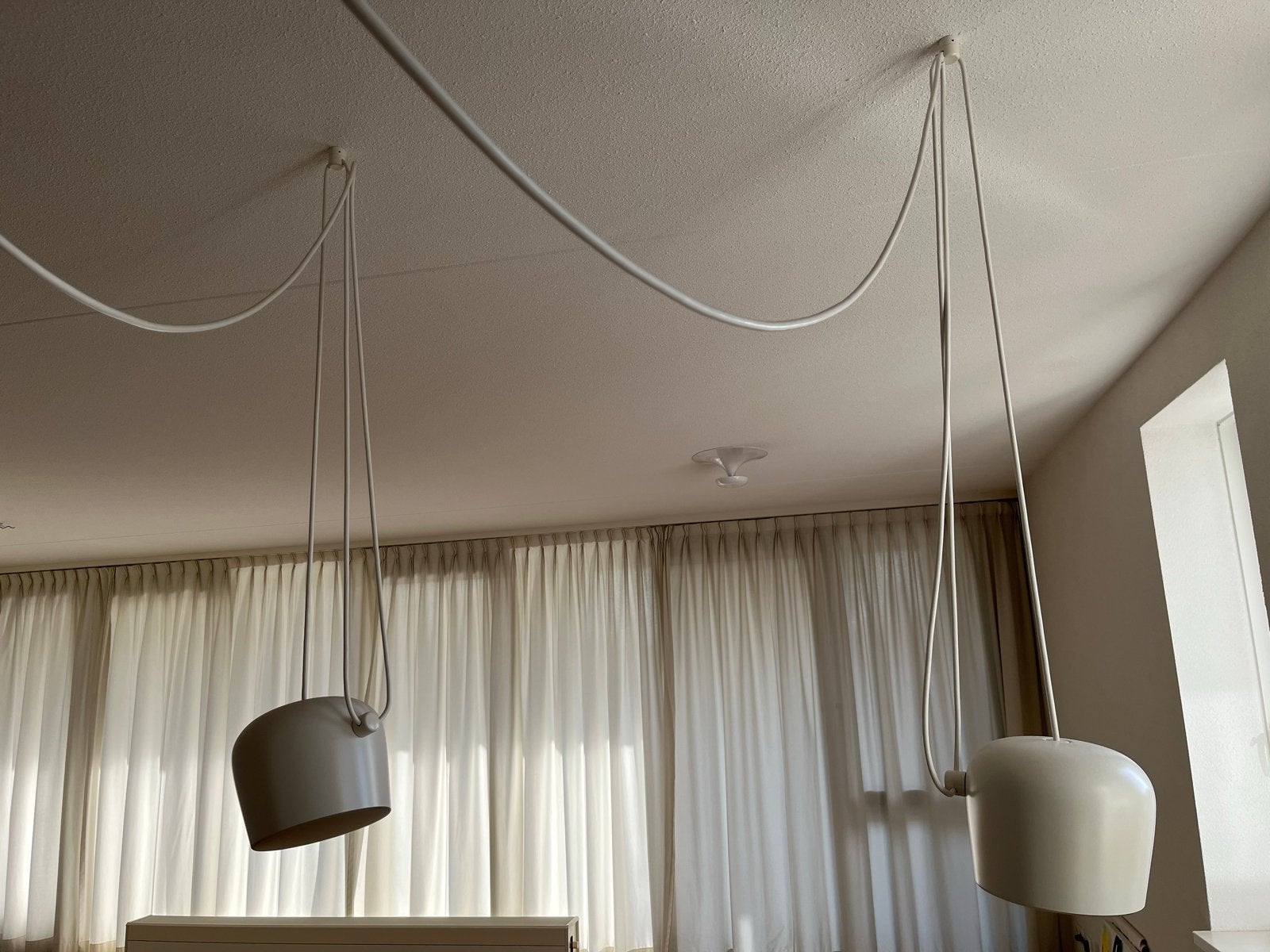 Flos Aim hanglamp wit - medium (3 stuks), Ophalen, Gebruikt, Metaal