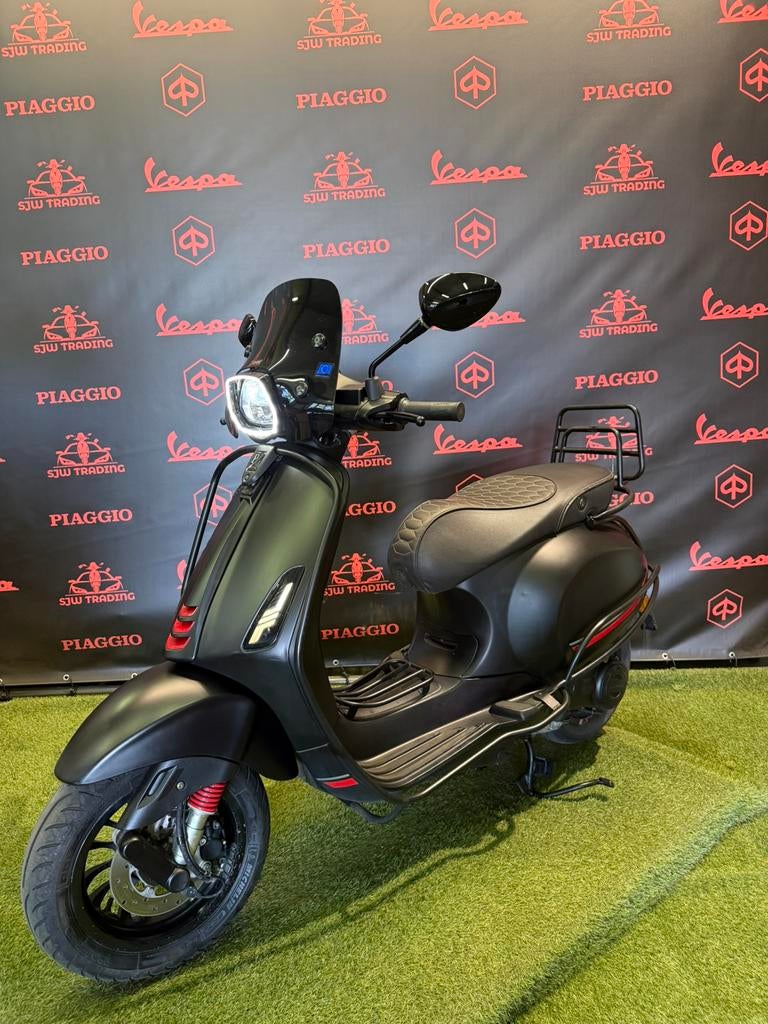 Vespa Sprint 2021 Brom! Matte Zwart / RS Zadel / Garantie!, Ophalen of Verzenden, Benzine