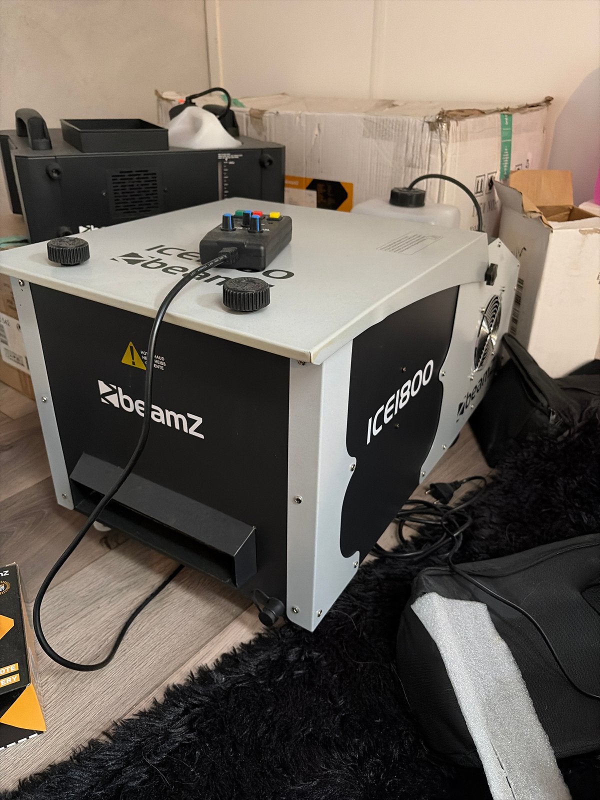 Beamz ICE1800 Lowfog machine - Zo goed als nieuw!, Muziek en Instrumenten, Licht en Laser, Ophalen, Zo goed als nieuw, Rookmachine