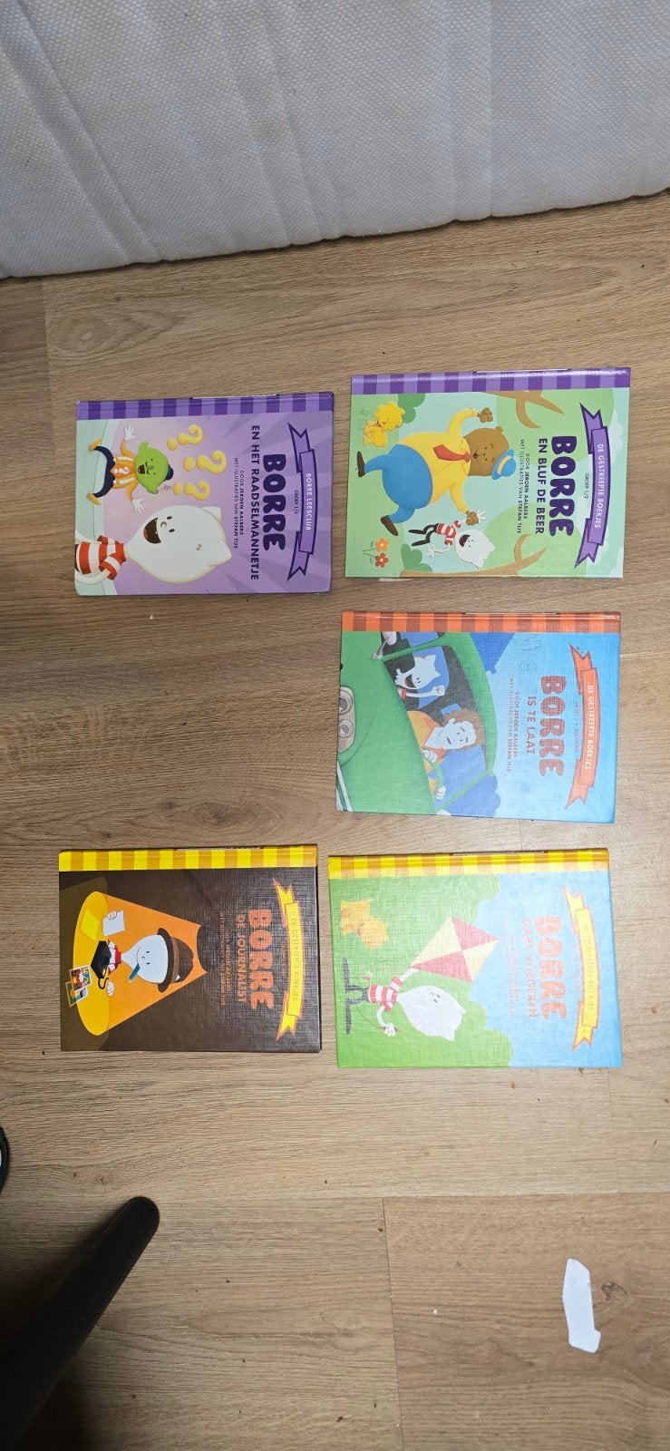 Borre Boekjes -  set van 6 kinderboeken (groep 1,2, 3), Ophalen of Verzenden, Gelezen, Jeroen Aalbers, Fictie algemeen