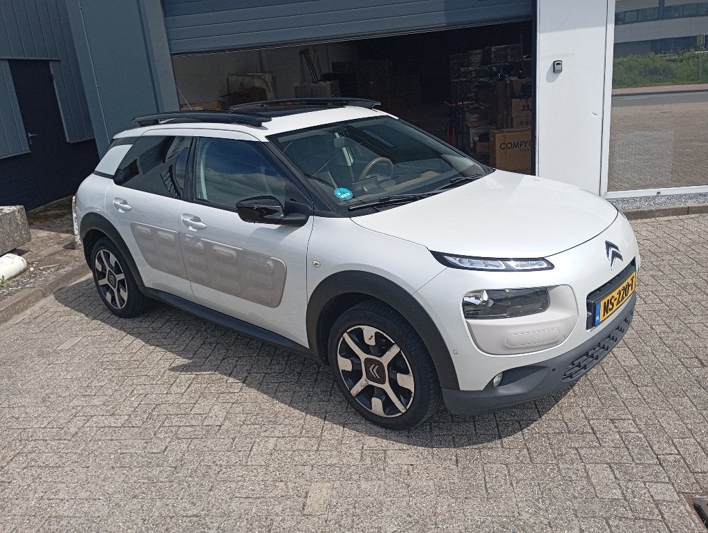 Citroën C4 Cactus 1.2 E-thp 110 2016 Wit, Auto's, Citroën, Voorwielaandrijving, 40 €/maand, 1199 cc, 995 kg