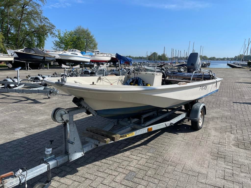 Boston Whaler 15 Classic, 90 Pk Yamaha met Pega trailer., Watersport en Boten, Overige merken, 4 m, Composieten, Elektrische start