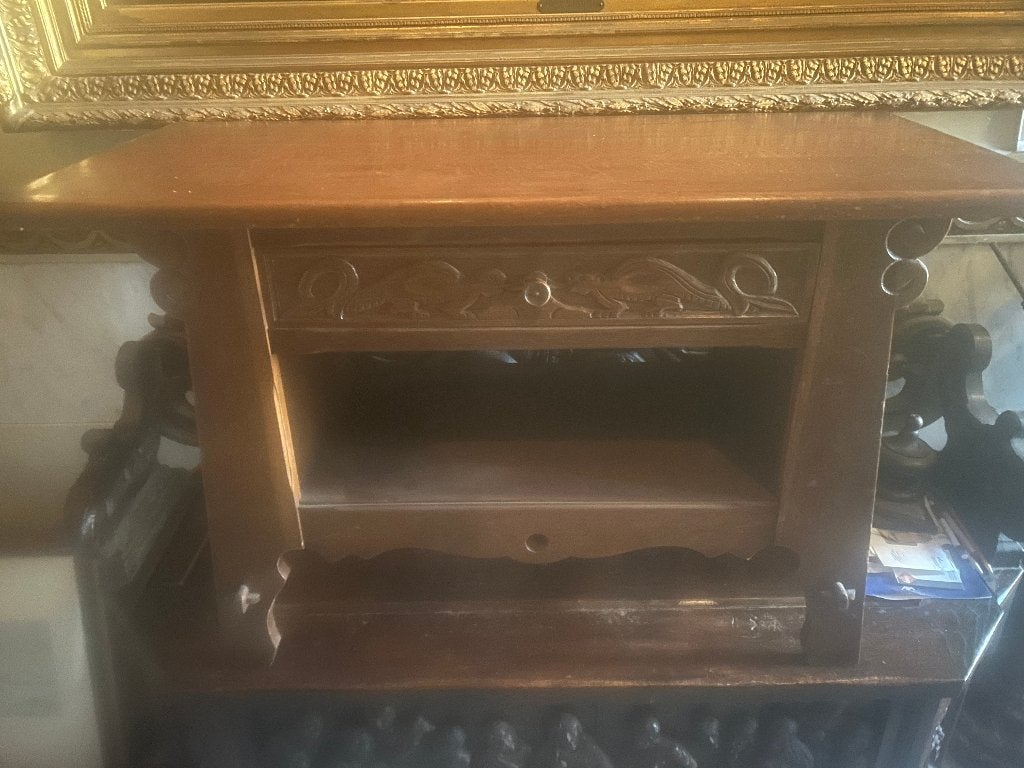 Vintage bijzet tafel/kast met mooi bewerkte schuif jaren '50, Ophalen