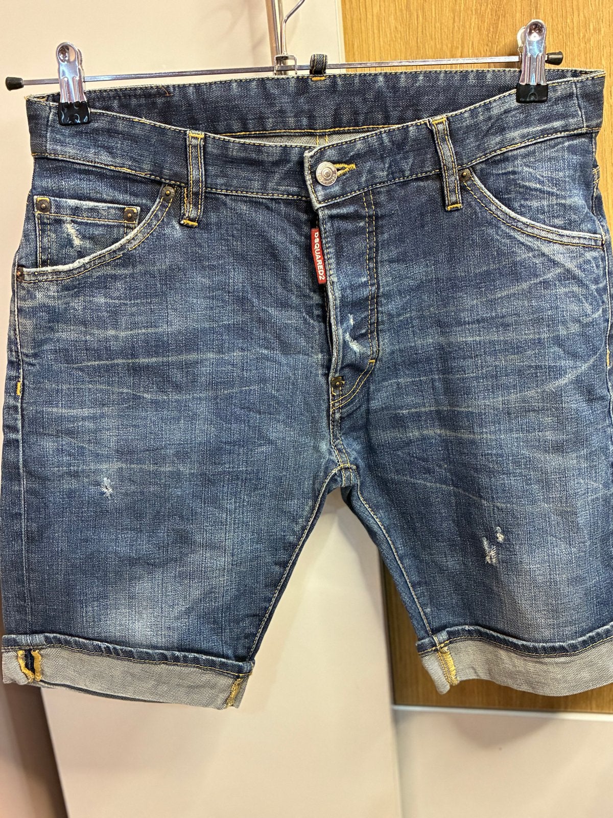 Dsquared2 Denim Shorts - Stijlvolle Korte Jeans, Ophalen of Verzenden, Gedragen, Blauw, W32 (confectie 46) of kleiner