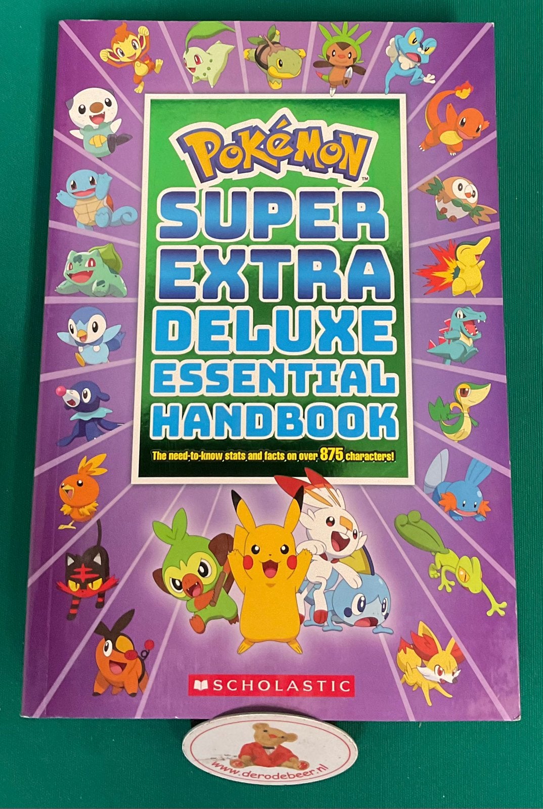 Scholastic - Pokemon: Super Extra Deluxe Essential Handbook, Eén comic, Amerika, Zo goed als nieuw, Ophalen of Verzenden