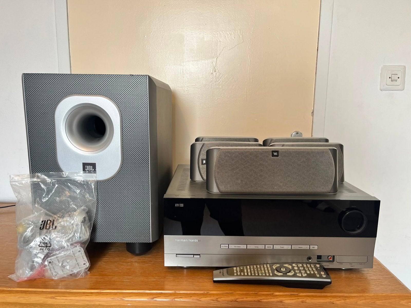 JBL Home Cinema Set met Harman Kardon Receiver, Audio, Tv en Foto, Home Cinema-sets, Ophalen, 70 watt of meer, Overige spelers