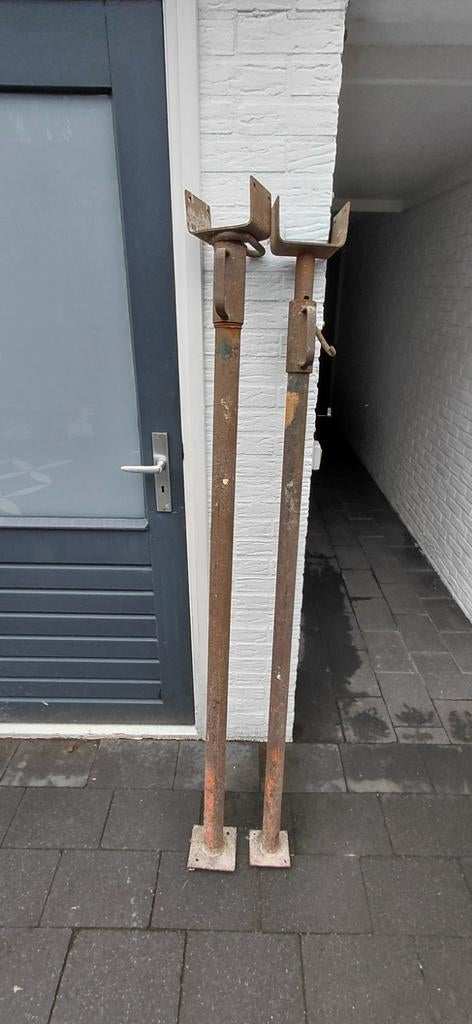 Twee bouwstempels, Doe-het-zelf en Verbouw, Ophalen of Verzenden, Gebruikt, Overige typen, Minder dan 2 meter