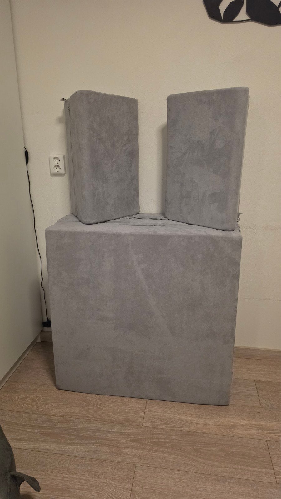 Grijze speelbank - Zo goed als nieuw, Ophalen, Modern, Modulair, Overige maten, Minder dan 75 cm