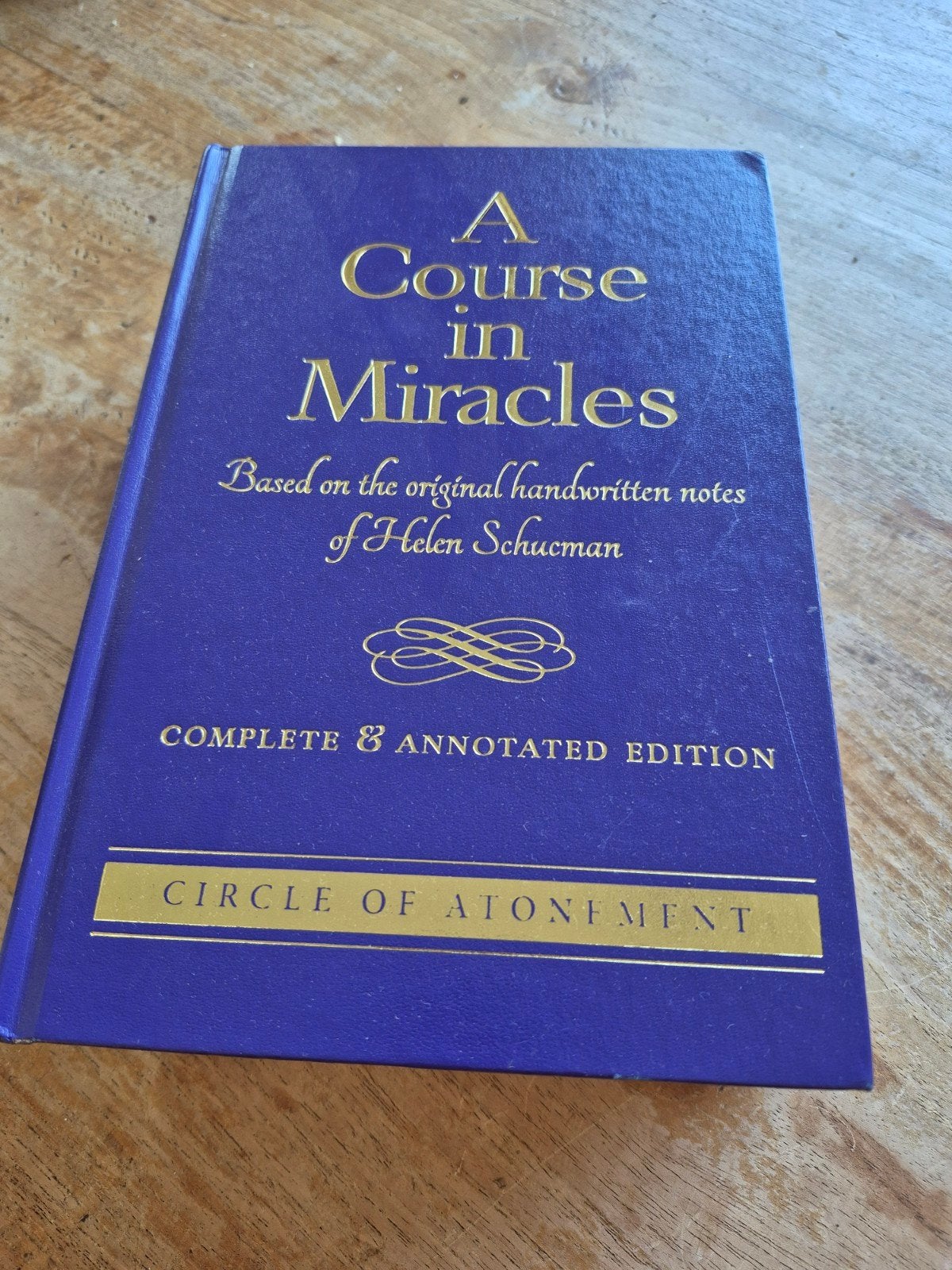 A Course in Miracles - Complete & Annotated Edition, Boeken, Spiritualiteit algemeen, Helen Schucman, Overige typen, Ophalen of Verzenden