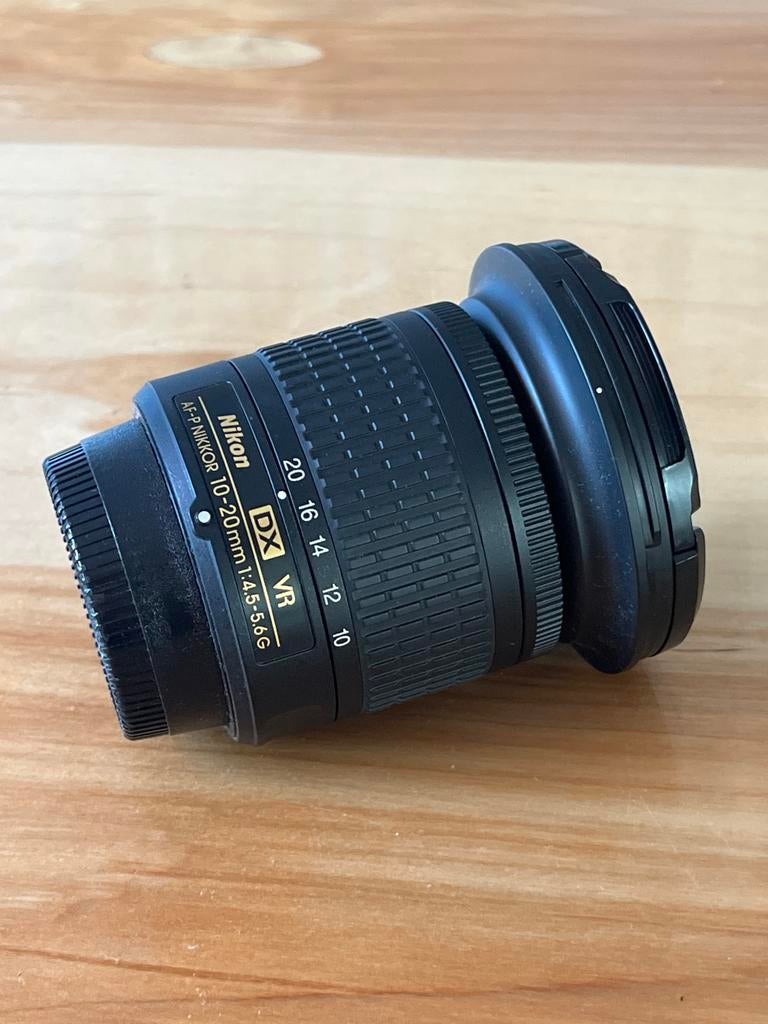Nikon DX VR AF-P Nikkor 10-20mm 1:4.5-6.6G Groothoeklens, Ophalen of Verzenden, Zo goed als nieuw, Groothoeklens, Zoom