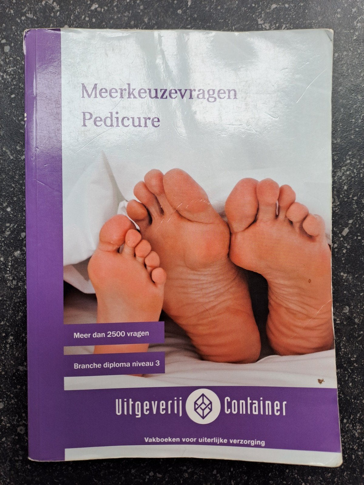 Meerkeuzevragen Pedicure - Branche diploma niveau 3, Ophalen of Verzenden, Zo goed als nieuw, MBO, Onbekend