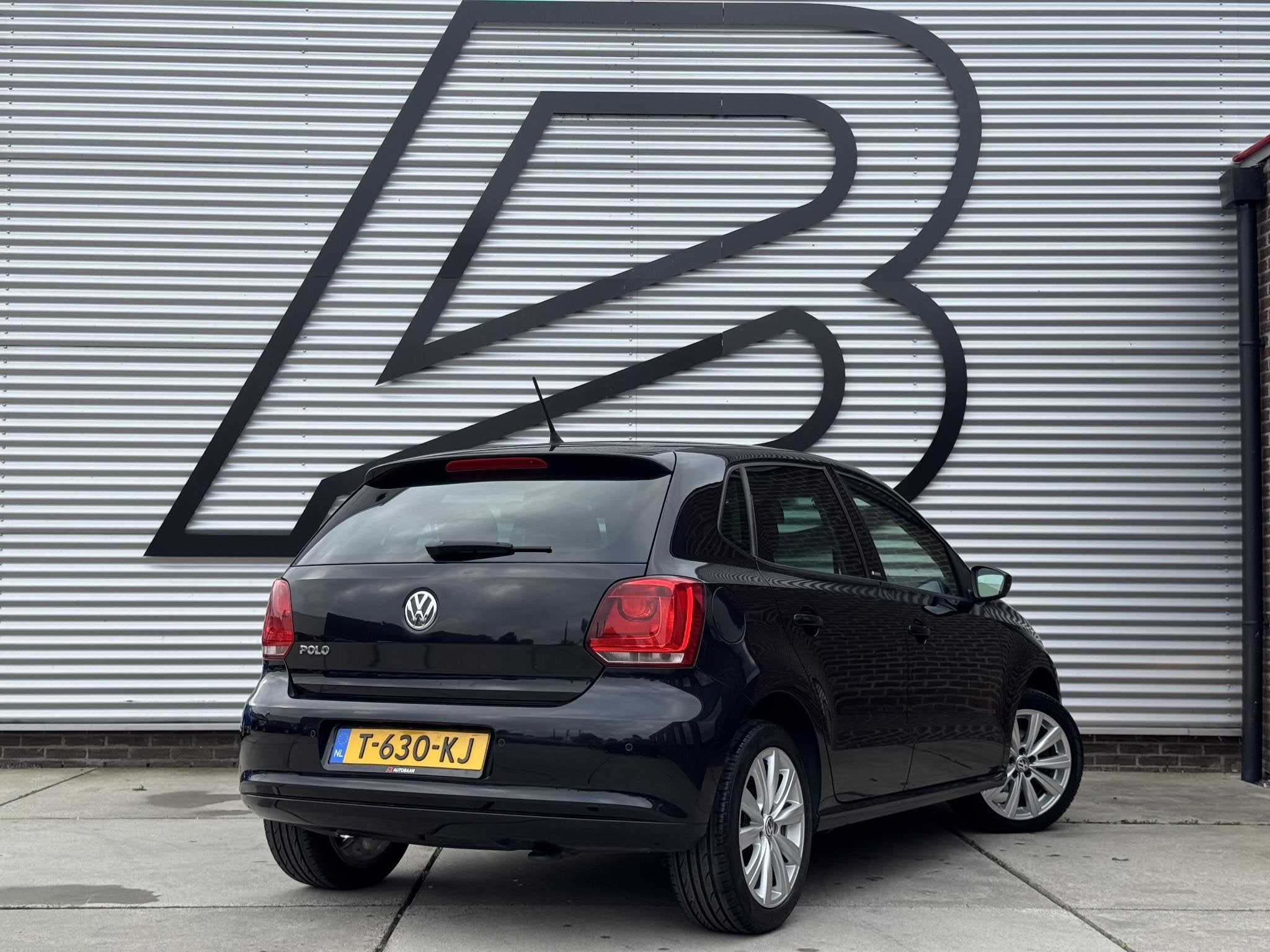 Volkswagen Polo 1.2-12V BlueMotion Trendline 1e Eigenaar|Pan, Voorwielaandrijving, Euro 5, 1198 cc, Zwart