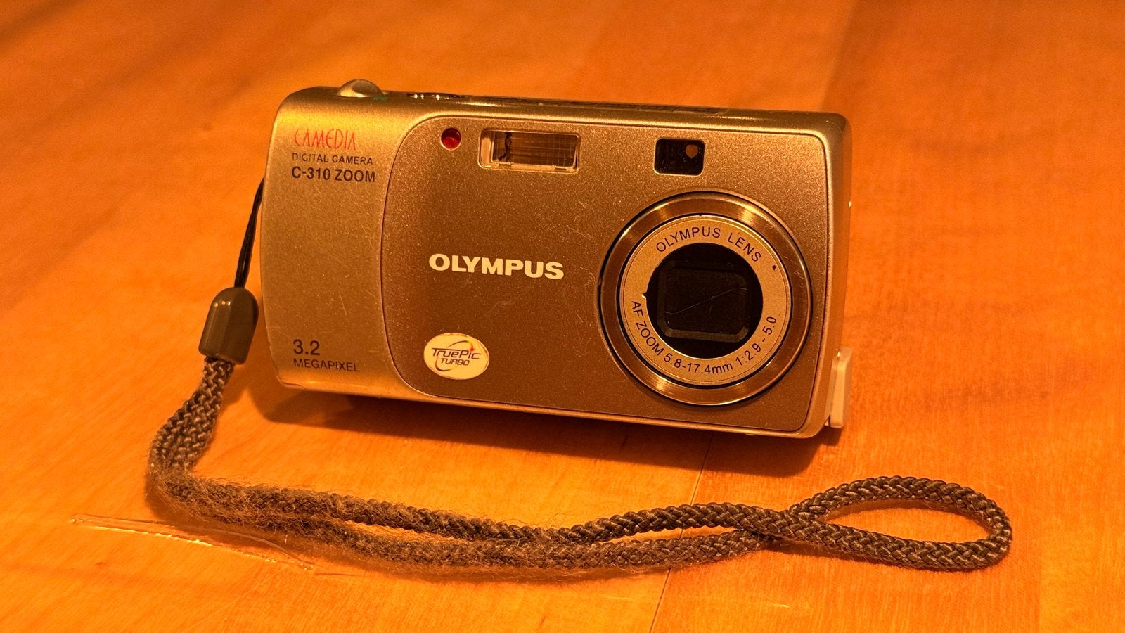 Olympus C-310 Zoom Compact Camera - Werkt perfect!, Ingebouwde flitser, Gebruikt, Geheugenkaart, Ophalen of Verzenden