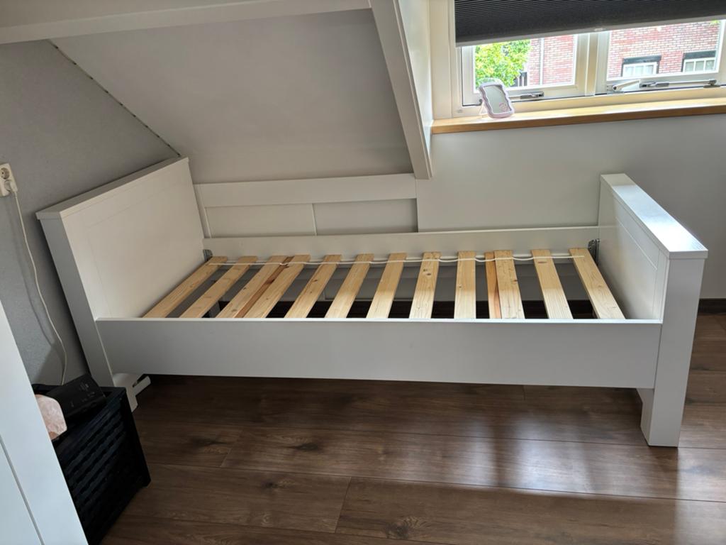 Bed van Bopita, Ophalen, 85 tot 100 cm, Gebruikt, Lattenbodem