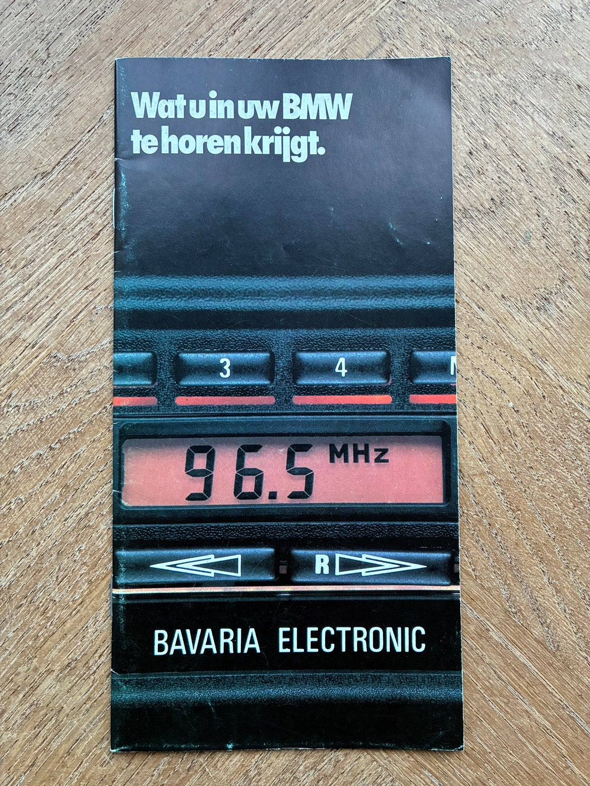 BMW Bavaria en Becker radio brochure 11/82, Boeken, Verzenden, Zo goed als nieuw, BMW