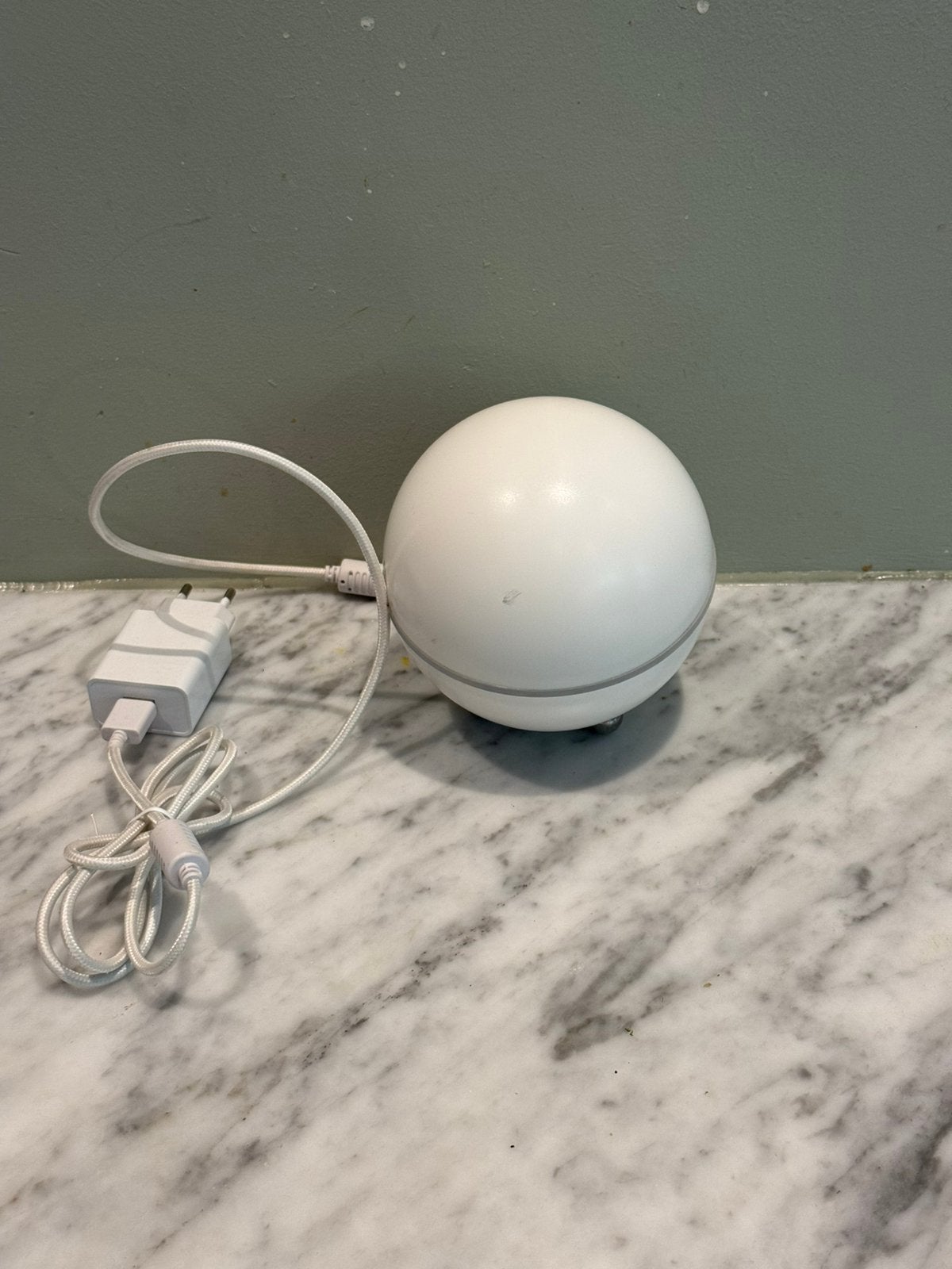 Homey Pro 2019 + originele adapter + 3D-geprinte houder, Ophalen of Verzenden, Zo goed als nieuw