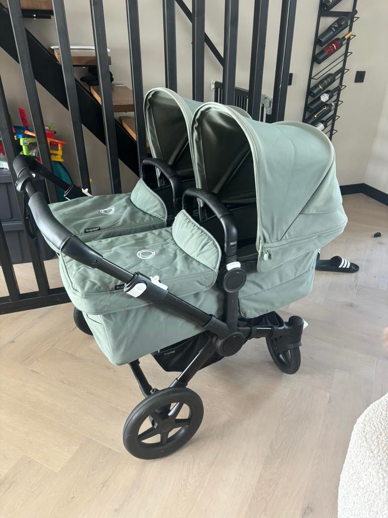 Bugaboo donkey 5 duo forest green compleet en met maxicosi!, Ophalen, Zo goed als nieuw, Kinderwagen of Buggy