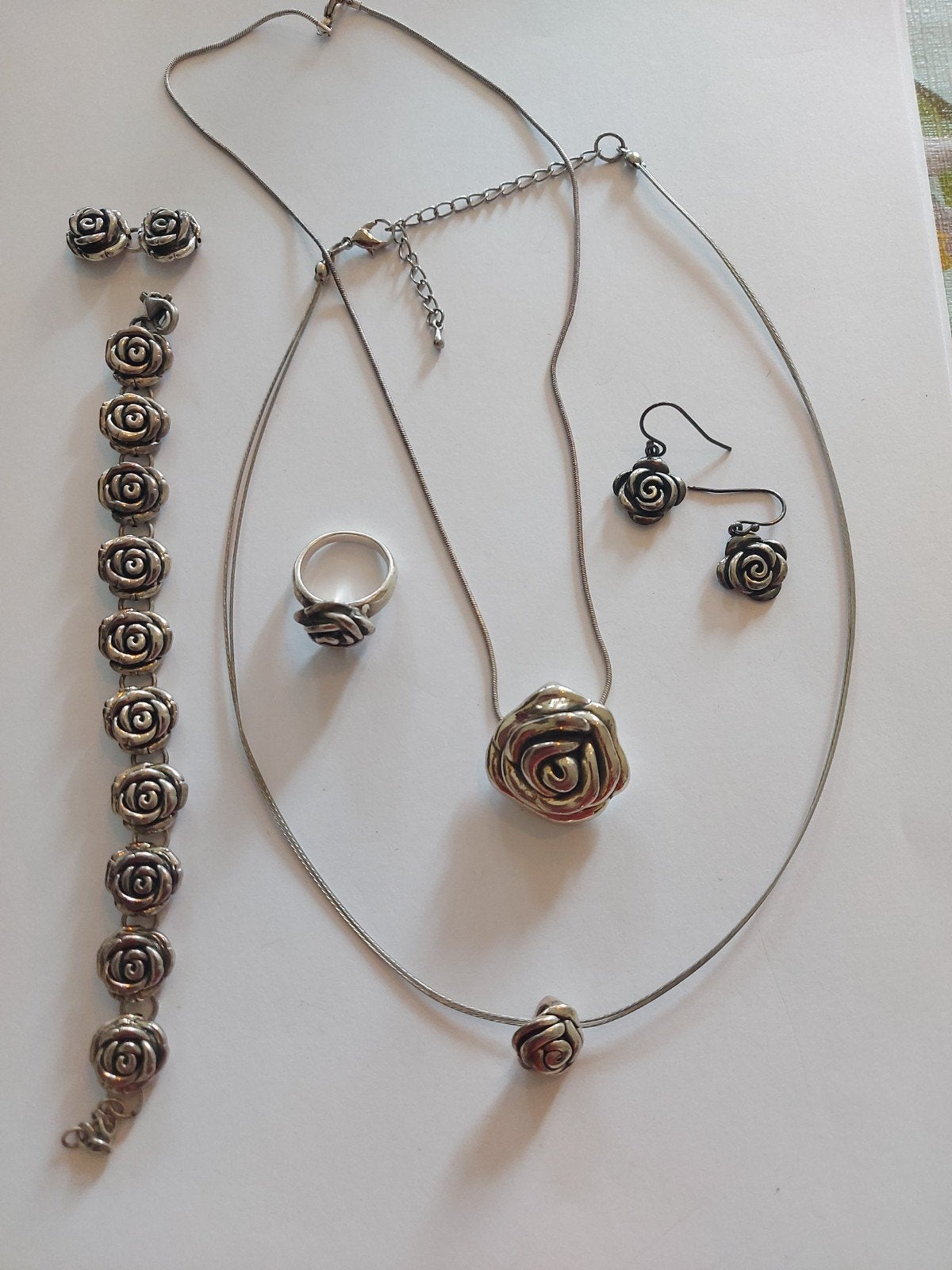 S6) Echt zilveren ketting, ring, oorbellen, armband Roos, Met hanger, Nieuw, Ophalen of Verzenden, Zilver