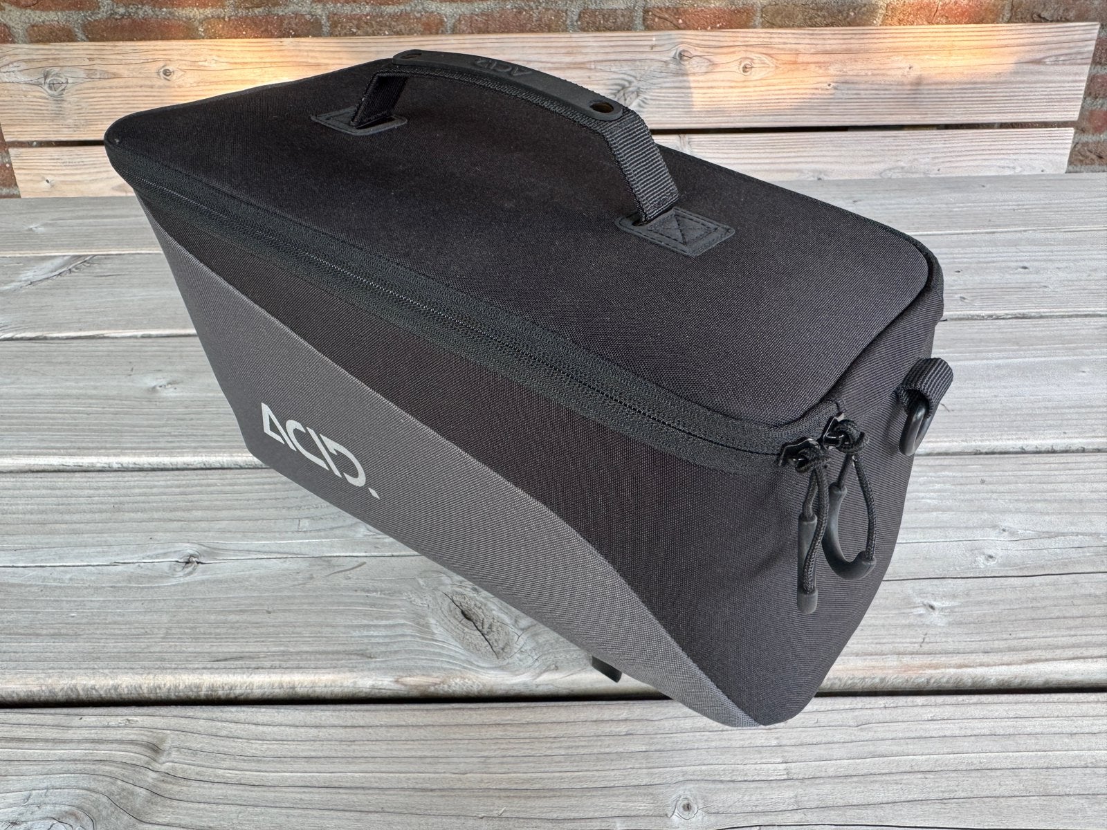 Acid bagagedrager fietstas TRUNK 8 liter - volledig nieuw, Ophalen of Verzenden, Nieuw