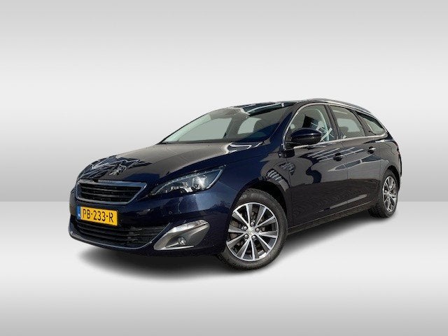 Peugeot 308 SW 1.2 PureTech Allure > export only / WhatsApp, Auto's, Peugeot, Voorwielaandrijving, Stof, Gebruikt, 1199 cc