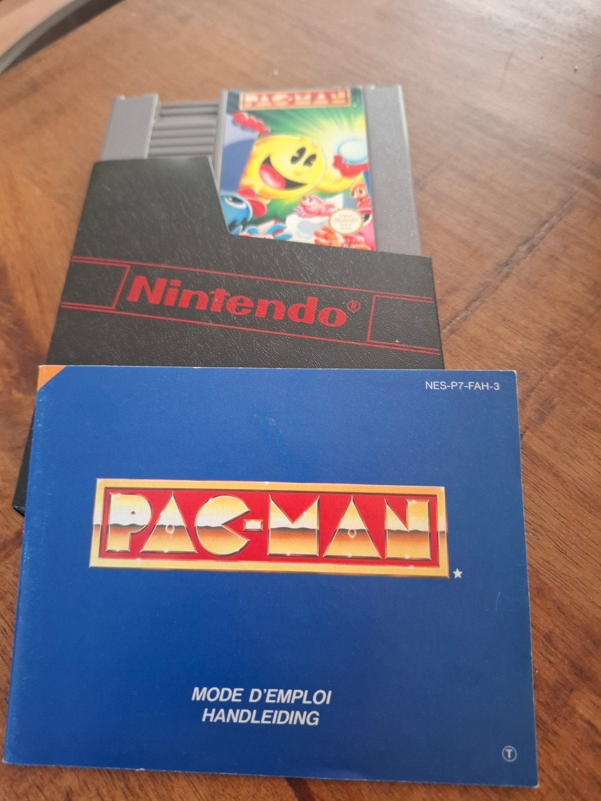 Pac-Man NES Game met handleiding, Spelcomputers en Games, Ophalen, Gebruikt, Overige genres, 1 speler