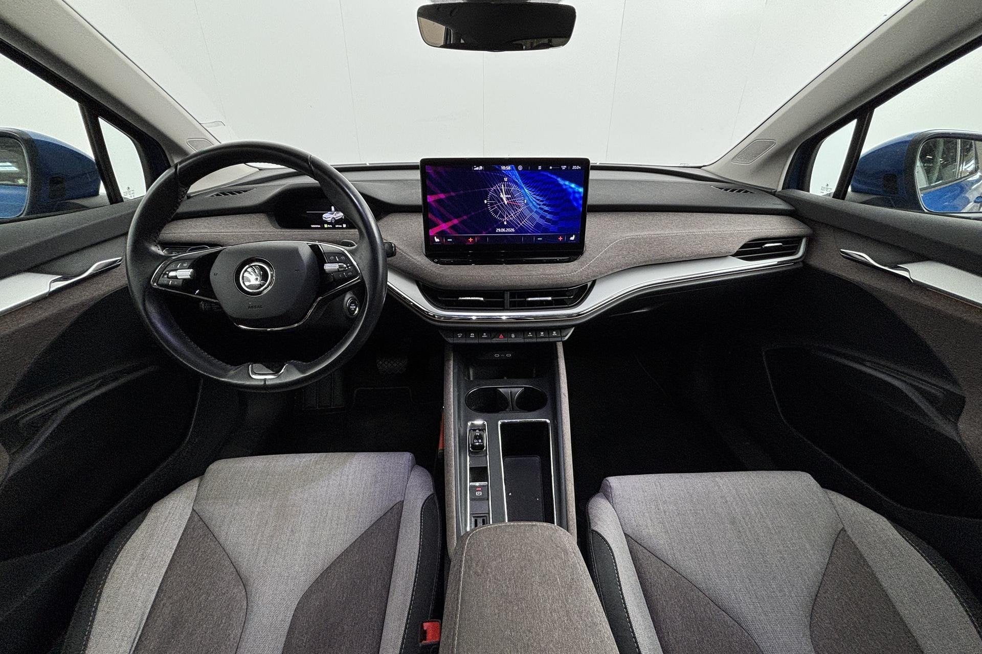 Skoda Enyaq iV 60 First Edition Ruime elektrische SUV met ve, Auto's, Automaat, Achterwielaandrijving, Gebruikt, 1865 kg