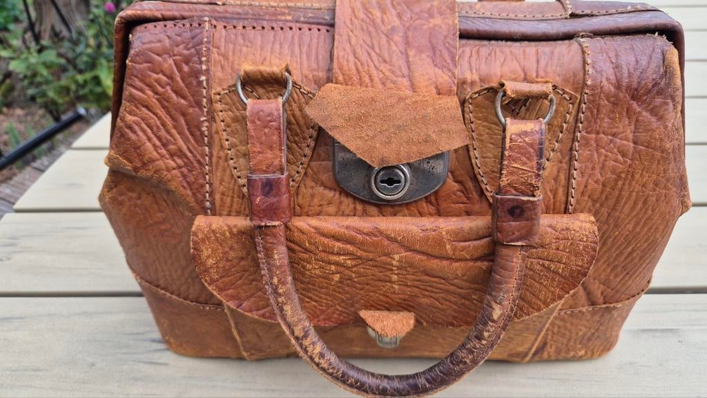 Vintage Leren Dokterstas / Reistas - Bruin, Sieraden, Tassen en Uiterlijk, Tassen | Reistassen en Weekendtassen, Ophalen of Verzenden