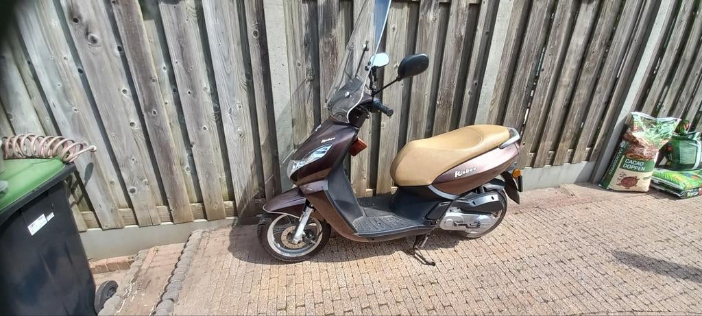 Peugeot Kisbee, Ophalen, Zo goed als nieuw, Benzine, Overige modellen