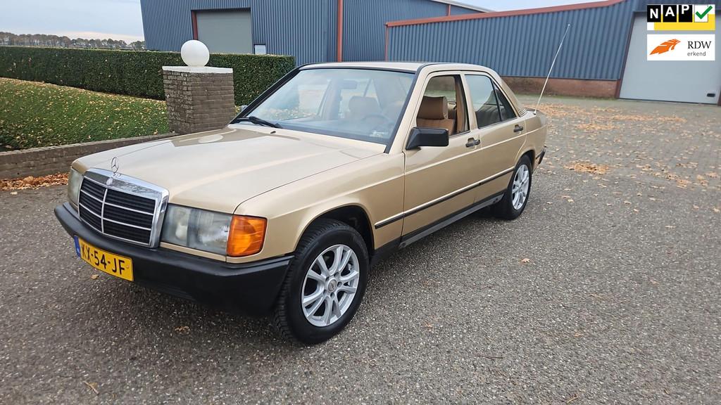 Mercedes-Benz 190-serie 2.0 D /AIRCO/AUTOMAAT/ OPENDAK/ BELA, Gebruikt, Beige, Beige, Origineel Nederlands