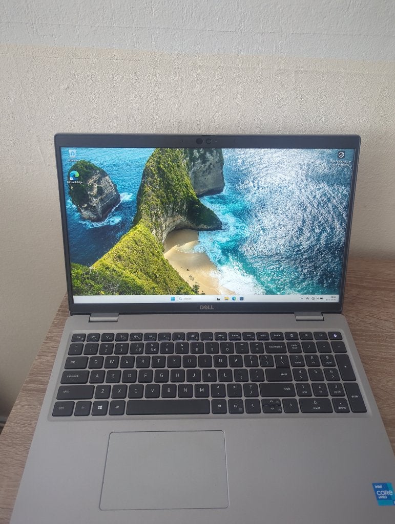 Dell Latitude 5520 Laptop, Computers en Software, Windows Laptops, Ophalen, 2 tot 3 Ghz, Dell, SSD