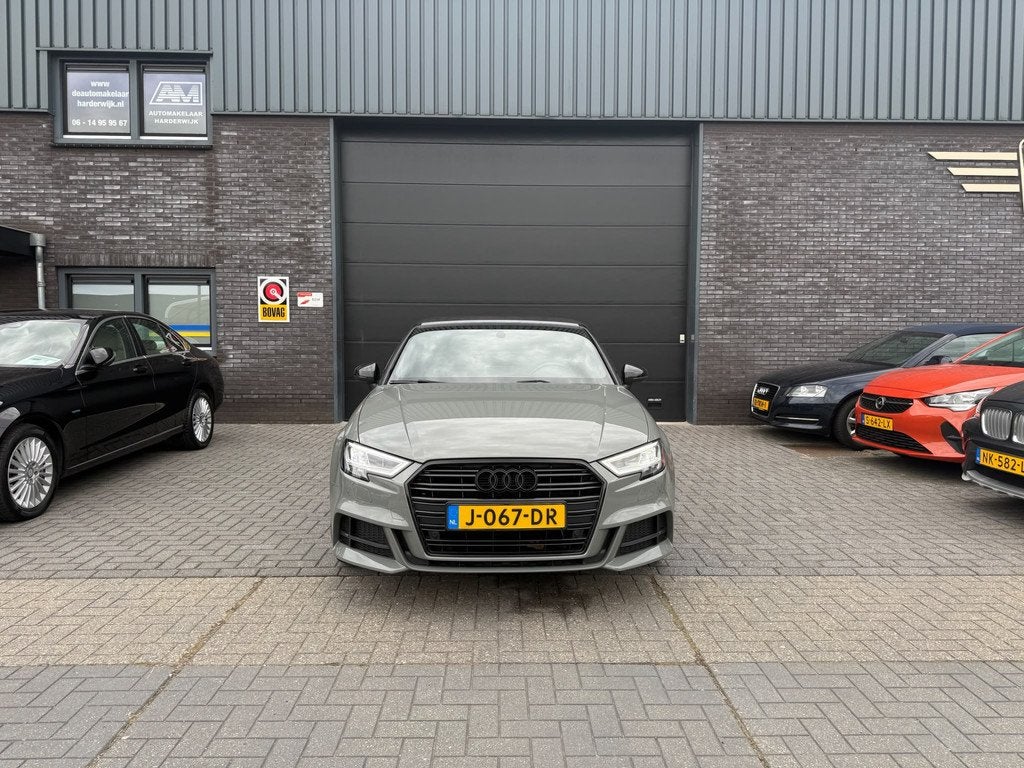 Audi A3 Cabriolet 35 TFSI CoD Sport S Line Edition | 2E EIGE, Auto's, Audi, 4 cilinders, 4 stoelen, Leder en Stof, 1500 kg