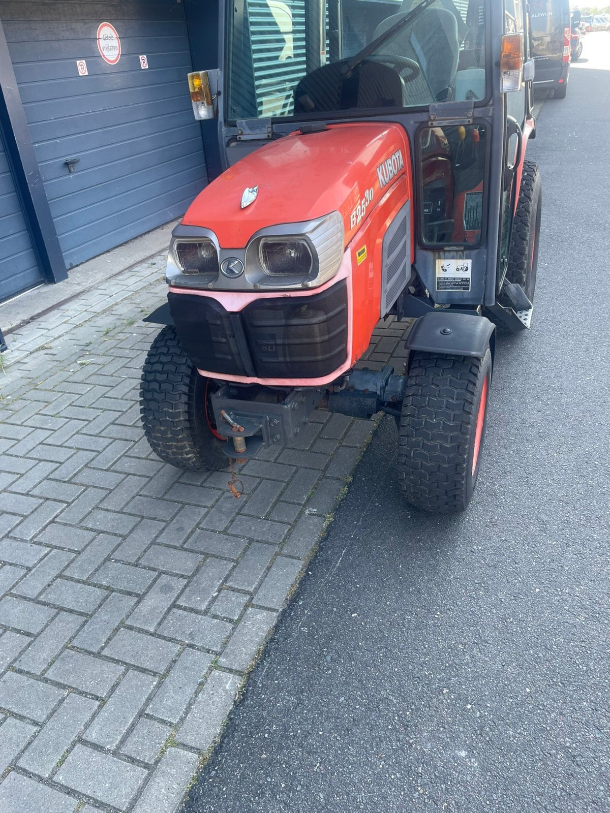 Kubota B2530 minitractor met cabine, Zakelijke goederen, Gebruikt, Tot 2500, Tot 80 Pk, Ophalen