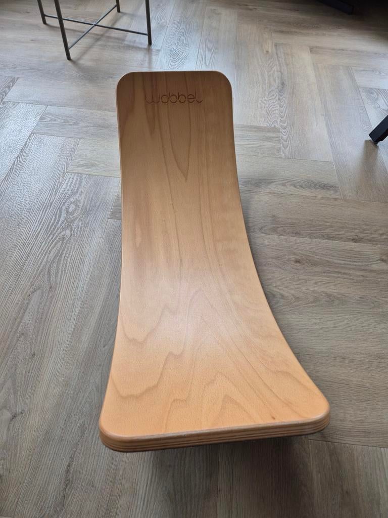 Wobbel pro blank gelakt met grijs vilt, Ophalen, Zo goed als nieuw