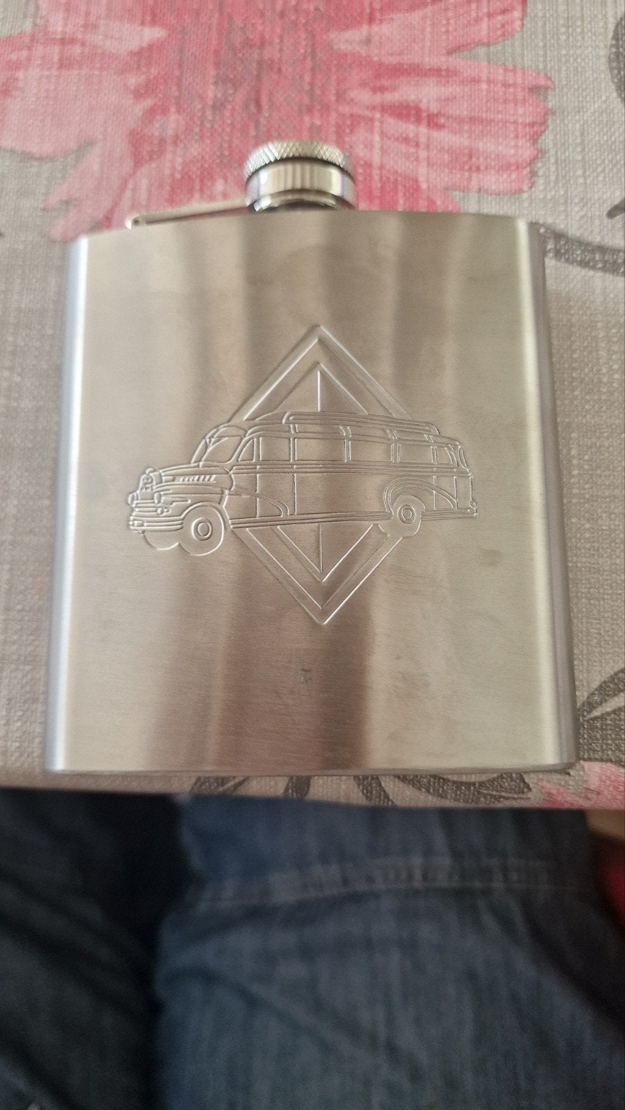 Ik noem het een plat flesje, of binnenzak flesje. Met oude b, Ophalen of Verzenden