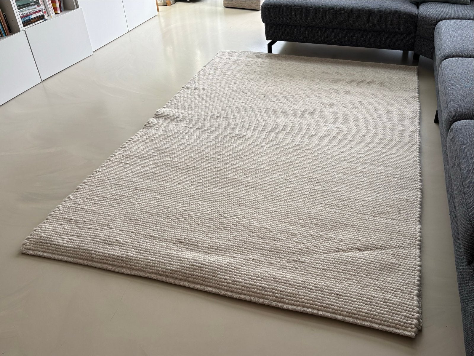 Handgemaakt Vloerkleed Boise Naturel (Als nieu, Huis en Inrichting, Stoffering | Tapijten en Kleden, Ophalen, Beige, 150 tot 200 cm