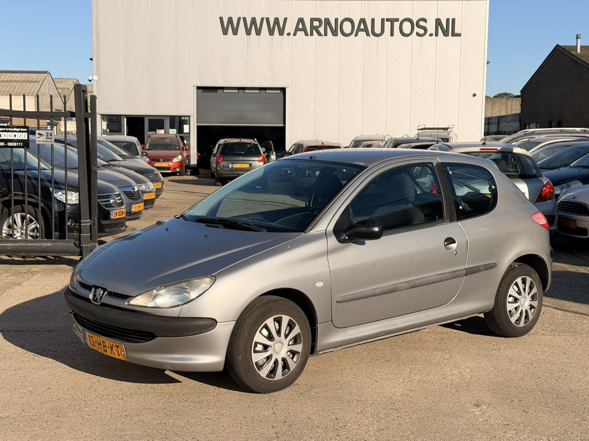 Peugeot 206 1.4 XR, APK TOT 30-09-2027, STUURBEKRACHTIGING,, Auto's, Voorwielaandrijving, Stof, 1360 cc, Origineel Nederlands