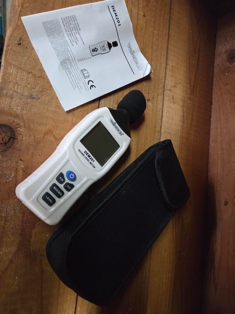 Velleman DEM201 Geluidsniveaumeter met hoesje, Doe-het-zelf en Verbouw, Meetapparatuur, Ophalen of Verzenden, Zo goed als nieuw